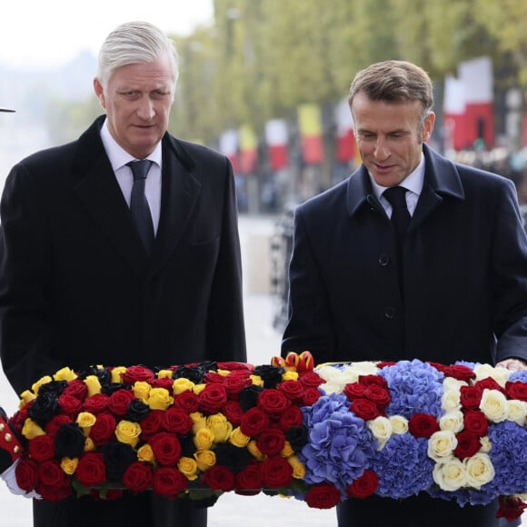 Cérémonie d'accueil officiel du roi Philippe et la reine Mathilde de Belgique par le Président de la République E.Macron et la première dame B.Macron au pied de l'Arc de Triomphe, le 14 octobre 2024. Leurs Majestés le Roi et la Reine des Belges sont en visite d'Etat en France du 14 au 16 octobre 2024. © Benoît Doppagne / Pool / Photonews / Bestimage