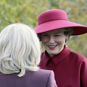 Cérémonie d'accueil officiel du roi Philippe et la reine Mathilde de Belgique par le Président de la République E.Macron et la première dame B.Macron au pied de l'Arc de Triomphe, le 14 octobre 2024. Leurs Majestés le Roi et la Reine des Belges sont en visite d'Etat en France du 14 au 16 octobre 2024. © Benoît Doppagne / Pool / Photonews / Bestimage