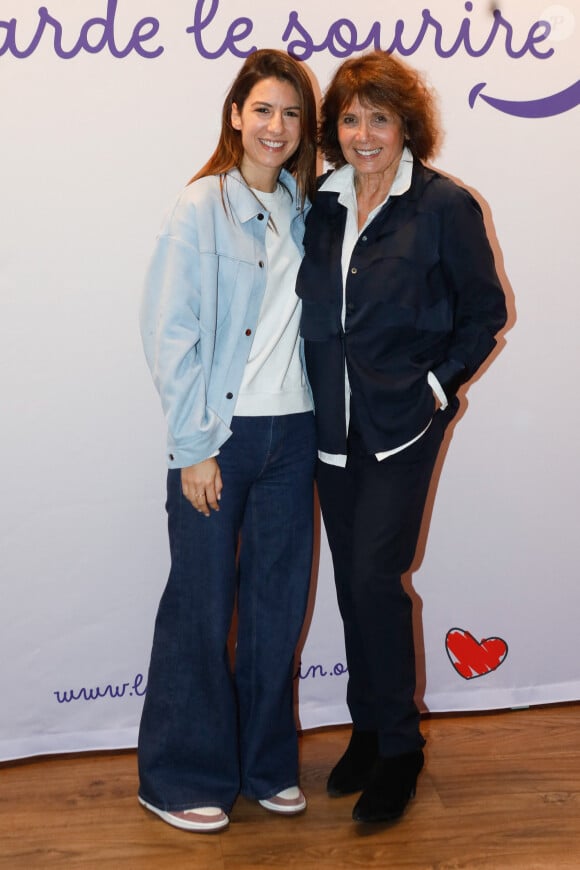 Stéphanie Fugain (pdte de l'association), Hélène Mannarino - Avant-première du clip "Je garde le sourire" réalisé pour l'Association Laurette Fugain dans le cadre de sa nouvelle campagne de sensibilisation au cinéma Mac Mahon à Paris le 15 octobre 2024. Ce clip met en scène les mots de C. Lellouche, interprétés par des enfants hospitalisés entourés d'une quinzaine de personnalités. © Christophe Clovis / Bestimage