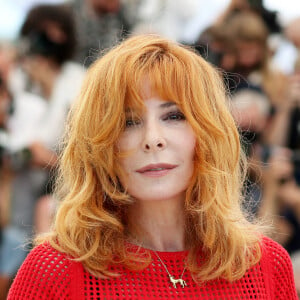 Elle a fait vibrer le Stade de France, dans le cadre de cette tournée Nevermore qui vient de s'achever.
Mylène Farmer au photocall du jury officiel du 74ème festival international du film de Cannes © Jacovides / Moreau / Bestimage