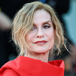 Isabelle Huppert assiste à la cérémonie d'ouverture du 81e Festival international du film de Venise, à Venise, en Italie, le 28 août 2024. Photo par Aurore Marechal/ABACAPRESS.COM