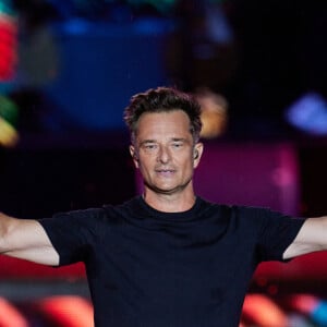 Exclusif - David Hallyday - Enregistrement de l'émission "La fête de la Musique" à Reims, diffusée en direct le 21 juin à 21h10 sur France 2 Une soirée inédite, mise en scène et chorégraphiée par K.Ouali, avec plus de 40 artistes en live. Ils seront accompagnés par les danseurs de la troupe du Paradis Latin et de l'Ecole de danse Studio 511. Une soirée de fête rythmée par des medleys, des duos exceptionnels, les tubes du moment et les talents d'aujourd'hui et de demain. France 2, la ville de Reims et la région Grand Est, vous donne rendez-vous le 21 juin à 21h10, en direct de Reims pour la Fête de la musique ! En partenariat et en simultané sur France Bleu © Cyril Moreau-Jack Tribeca / Bestimage