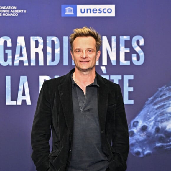 David Hallyday durant l'avant première mondiale au Grimaldi Forum à Monaco, le 9 février 2023, du film "Les gardiennes de la planète" réalisé par Jean-Albert Lièvre et raconté par J.Dujardin. Ce film est inspiré par le poème d'Heathcote Williams, "Whale Nation". Il nous fait découvrir le Groenland, le Mexique, l'Argentine, la Polynésie, mais aussi la Bretagne, la Méditerranée et la Normandie, l'Afrique du sud, l'Australie, le Tonga, le Kamtchatka ou encore l'Antarctique, Hawaï, et la Norvège. L'histoire commence par une baleine à bosse échouée sur un rivage isolé. Alors qu'un groupe d'hommes et de femmes organise son sauvetage, on découvre l'histoire extraordinaire des cétacés, citoyens des océans du monde, essentiels à l'écosystème de la planète depuis plus de 50 millions d'années. La sortie en salle se fera le 22 février. © Bruno Bebert / Bestimage 