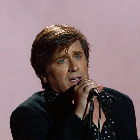 Exclusif - Thomas Dutronc - Enregistrement de l'émission "Eternel Aznavour, le concert événement", diffusée le 18 octobre sur France 3 © Christophe Clovis-Cyril Moreau / Bestimage Éternel Aznavour : le concert événement Vendredi 18 octobre à 21.05 sur France 3 et sur france.tv Logo de la plateforme france.tv Logo France 3 Pour célébrer le centenaire de la naissance de l'une des plus grandes légendes de la chanson française et à l'occasion de la sortie du film Monsieur Aznavour, nous vous invitons à une soirée exceptionnelle autour de ses plus belles chansons. Les plus grands artistes de la scène française lui rendent hommage au cours de cette soirée musicale. Entourés d'un orchestre composé de 22 musiciens, ils se succéderont pour interpréter ses plus grands succès, et témoigner de l'histoire d'amour qui les lie avec Charles Aznavour. De "La Bohème" à "Emmenez-moi", en passant par "Hier encore" et "Je m'voyais déjà", chaque performance sera un hommage vibrant à l'homme qui a marqué des générations par ses textes profonds et sa voix inoubliable. Ce sera également l'occasion d'en apprendre plus sur cet homme pudique à travers des images d'archives rares issues de la collection privée de Charles Aznavour qui viendront ponctuer ce show. Ne manquez pas cette soirée inoubliable où la musique, l'émotion et la poésie seront au rendez-vous pour célébrer l'héritage artistique de Monsieur Charles Aznavour. 