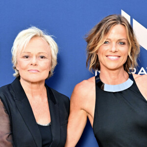 Muriel Robin et Anne Le Nen s'offrent des vacances de rêve
 
Muriel Robin et sa femme Anne Le Nen - 10ème édition du Gala de Charité de Patrick Mouratoglou à l'Académie Mouratoglou à Biot Sophia Antipolis. © Bruno Bebert/Bestimage