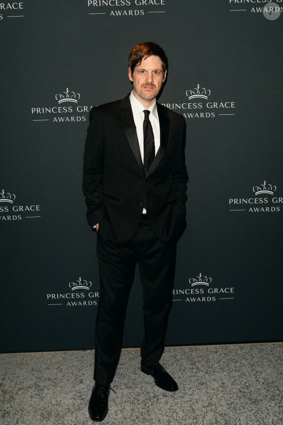 Michael Esper au photocall de la soirée du 40ème anniversaires des Princess Grace Awards au Pierre Hotel à New York le 23 octobre 2024. © Daniel Ryan / Bestimage