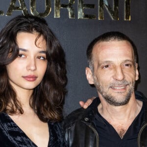 Carmen Kassovitz, Mathieu Kassovitz - People au photocall du défilé Saint-Laurent Prêt-à-porter Automne/Hiver 2022/2023 dans le cadre de la Fashion Week de Paris, France, le 1er Mars 2022. © Olivier Borde /Bestimage