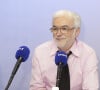 Cela faisait un an qu'il était dans un établissement spécialisé car son état s'état fortement détérioré suite à un AVC datant de 2005.
Exclusif - Pascal Praud - C.Hanouna avec ses chroniqueurs G.Maillet, E.Naulleau, G.Le Bret, V.Benaim, R.Aabou, et les invités du jour, P.Praud, M.Vallet, E.Zemmour et M.Valls, aux commandes de l'émission "On Marche Sur La Tête" diffusée en direct sur les ondes de radio Europe 1, à Paris, France, le 17 juin 2024. © Jack Tribeca/Bestimage 