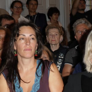 Le chanteur Renaud (Renaud Séchan) et sa femme Cerise - Les amis musiciens de Renaud ont donné un concert à la Mairie du 13ème à Paris le 5 septembre 2024 © Coadic Guirec/Bestimage