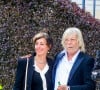 Le mari de Cerise a en effet annulé une date à Besançon et une à Alençon
Le chanteur Renaud (Renaud Séchan) et sa compagne Cerise (de son vrai prénom Christine) - Mariage d'Hugues Aufray et de Murielle Mégevand à la mairie de Marly-Le Roy, France, le 2 septembre 2023. 