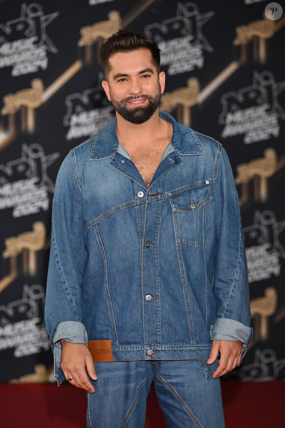 Kendji Girac - Photocall de la 26ème édition des NRJ Music Awards au palais des festivals de Cannes, le 1er novembre 2024. © Bebert / Guignebourg / Bestimage 