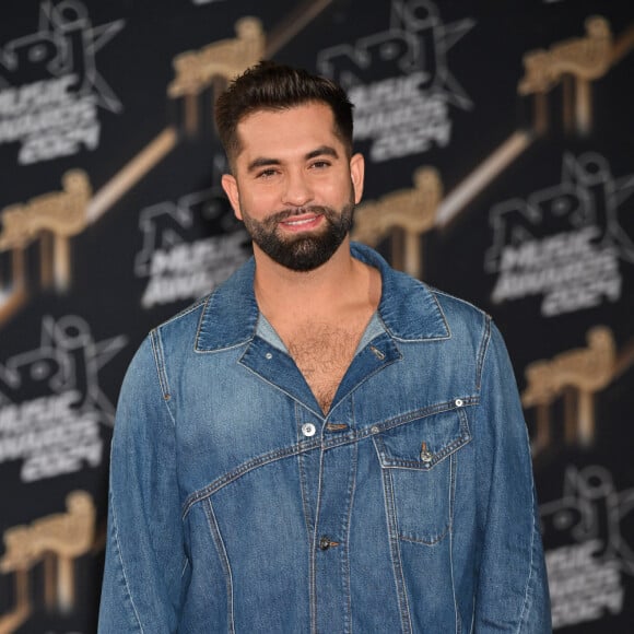 Kendji Girac - Photocall de la 26ème édition des NRJ Music Awards au palais des festivals de Cannes, le 1er novembre 2024. © Bebert / Guignebourg / Bestimage 