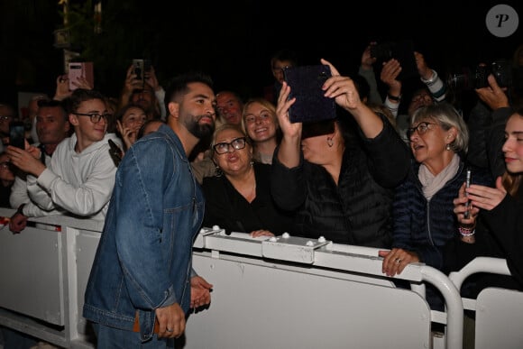 Kendji Girac - Photocall de la 26ème édition des NRJ Music Awards au palais des festivals de Cannes, le 1er novembre 2024. © Bebert / Guignebourg / Bestimage 