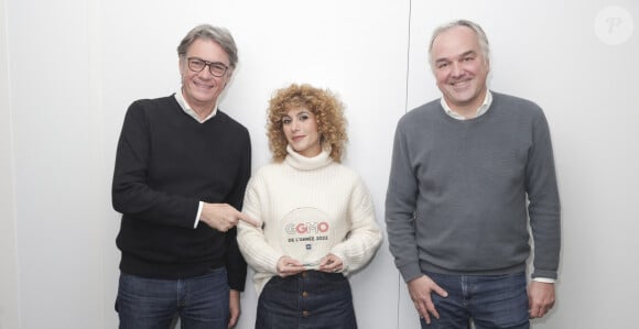 Exclusif - Olivier Truchot, Abnousse Shalmani (Lauréate), Alain Marschall - Remise du trophée Grandes Gueules Moyen Orient pendant l'émission éponyme présentée par B.Petrover en duplex depuis Tel Aviv à Paris le 15 décembre 2022 - © Jack Tribeca / Bestimage