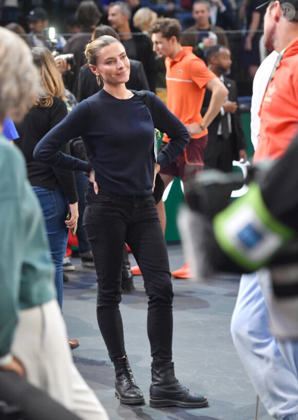 Sophia Thomalla (compagne de A. Zverev) - Célébrités assistent à la finale du tournoi de tennis ATP Masters 1000 de Paris (Paris Rolex Master) remportée par Alexander Zverev contre Ugo Humbert à l'Accor Arena - Palais Omnisports de Paris-Bercy, Paris le 3 novembre 2024. © Veeren/Bestimage 