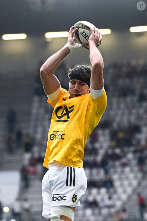 "Je l'ai ovationné et je n'ai aucune honte !", affirme de son côté un supporter rochelais dans Estelle Midi
 
Oscar Jegou - Le Stade toulousain s'impose face au Stade Rochelais (39-23) au Matmut Atlantique lors de la première demi-finale du championnat de Top 14 et se hisse en finale.