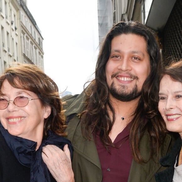 Jane Birkin, Lulu Gainsbourg et sa mère Bambou lors du lancement officiel de l'association Serge Gainsbourg au cabaret Don Camilo à Paris, le 2 avril 2017.© Guirec Coadic/Bestimage