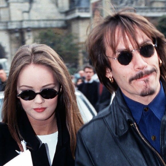 Florent Pagny séparé de Vanessa Paradis : leur duplex lumineux dans un quartier fréquenté par des peintres, voici l'adresse de leur cocon parisien