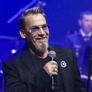 Florent Pagny lors du concert caritatif "Sentinelles d'un soir" au profit de l'association Bleuet de France à la salle Pleyel à Paris le 30 mai 2024.  © Jack Tribeca / Bestimage 