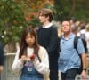 et a beaucoup aidé son père durant cette campagne présidentielle
New York, Barron Trump sort de son campus universitaire, marquant une rare apparition publique à quelques jours des prochaines élections. Sur la photo : Barron Trump