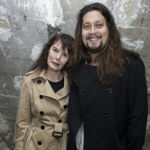 Bambou et son fils Lulu Gainsbourg à l'exposition itinérante Burberry "Here we are" dans les anciens locaux du journal Libération à Paris en marge des collections Haute-Couture printemps-été 2018 le 24 janvier 2018. I.Law devient égérie Burberry dans une campagne monde. © Olivier Borde / Bestimage 