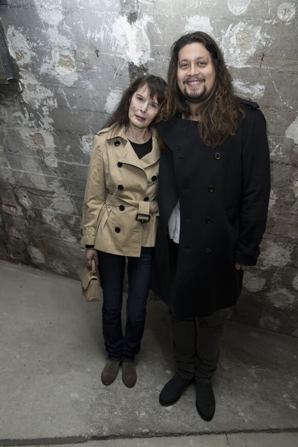 Bambou et son fils Lulu Gainsbourg à l'exposition itinérante Burberry "Here we are" dans les anciens locaux du journal Libération à Paris en marge des collections Haute-Couture printemps-été 2018 le 24 janvier 2018. I.Law devient égérie Burberry dans une campagne monde. © Olivier Borde / Bestimage 