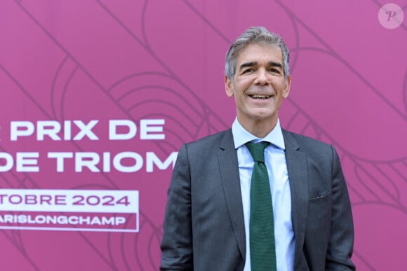 Mais depuis, la propriété a été revendue.
Xavier de Moulins au prix Qatar Arc de Triomphe à l'Hippodrome de Longchamp le 6 octobre 2024 © Rachid Bellak / Bestimage