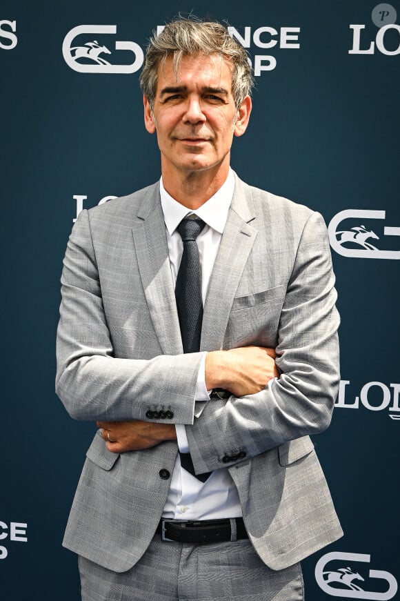 A la mort de son père, il a hérité du titre de comte.
Xavier de Moulins au photocall de la 174ème édition du Prix de Diane Longines à l'hippodrome de Chantilly, France, le 18 juin 2023. © Matthieu Mirville/Bestimage