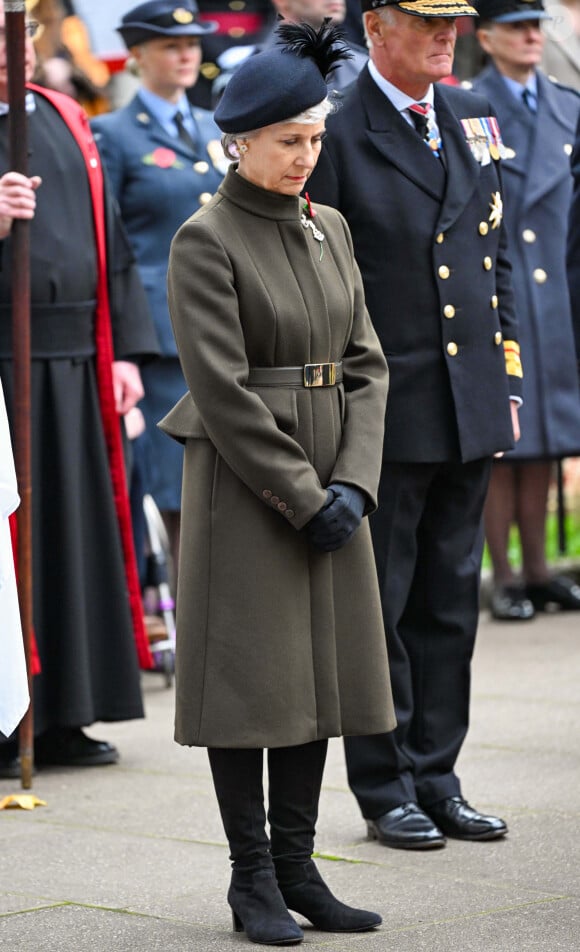 En raison d'une infection pulmonaire ?
Birgitte van Deurs, duchesse de Gloucester, visite le champ du souvenir, à l'abbaye de Westminster à Londres, Royaume Uni, le 7 novembre 2024. © Cover Images via ZUMA Press/Bestimage