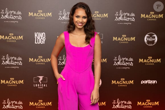 Celle-ci comprend du sport, l'appel à un nutritionniste.
Indira Ampiot (Miss France 2023) - Soirée sur la plage Magnum lors du 76ème Festival International du Film de Cannes le 21 mai 2023. © Cannes Magnum/Jeremy Melloul/Bestimage