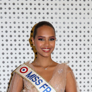 Indira Ampiot, Miss France 2023 (robe Christophe Guillarmé Paris) - Élection de Miss Hauts-de-Seine 2023 au Beffroi de Montrouge. Les Miss et candidates étaient habillées par Christophe Guillarmé Paris. Montrouge le 13 mai 2023. © Christophe Guillarme via Bestimage