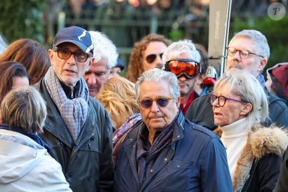 Thierry Lhermitte, Gérard Jugnot - Sortie des Obsèques de Michel Blanc en l'église Saint-Eustache à Paris, le 10 octobre 2024. © Moreau / Jacovides / Bestimage 