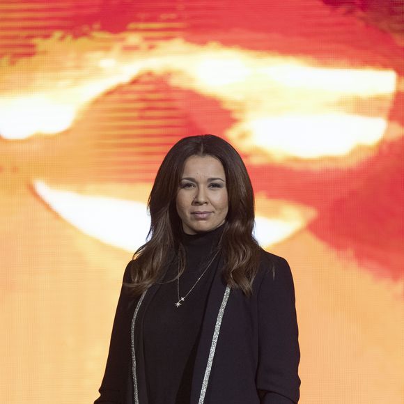 Chimène Badi en a notamment profité pour revenir sur les critiques dont elle a fait l'objet au début de sa carrière
Chimène Badi - La Nuit de la Déprime revient aux Folies Bergère, le 3 février 2020. A quelques jours de la Saint-Valentin, on retrouve sur scène les chanteurs les plus déprimants et les humoristes les plus badants, pour pleurer (de rire). " A quoi sert de courir après le bonheur alors que la déprime est à portée de main" ! Voici le mantra de la Nuit de la déprime de R.Mezrahi. Depuis 8 ans, ce rendez-vous placé sous le signe du désespoir est une soirée incontournable à quelques jours de la Saint-Valentin.&8232;L'édition 2020 de la Nuit de la Déprime se tient aux Folies Bergère le lundi 3 février 2020 dès 20h. Le froid, la pluie et la Saint-Valentin vous filent le cafard. Bah cette soirée ne va rien arranger et c'est le but. Toute la soirée, chansons tristes et humour noir sont de la partie, pour nous faire sortir les mouchoirs et pleurer en coeur. R.Mezrahi prévient même "tous vos chanteurs préférés viendront chanter leurs chansons les plus tristes". V.Delerm et le chef M.Veyrat se chargent d'assurer le duplex depuis les coulisses. © Pierre Perusseau / Bestimage 