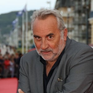 Antoine Duléry sur le tapis rouge de la cérémonie de clôture du 38ème festival du film de Cabourg, France, le 15 juin 2024.  © Coadic Guirec/Bestimage 