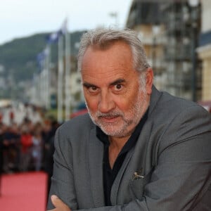 Antoine Duléry sur le tapis rouge de la cérémonie de clôture du 38ème festival du film de Cabourg, France, le 15 juin 2024. © Coadic Guirec/Bestimage 