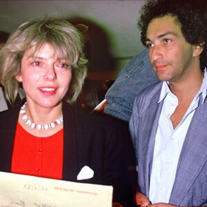 Le mariage s’est déroulé en petit comité à la mairie du 16e arrondissement, sans photographes, uniquement en présence de la famille proche
Archive - France Gall et Michel Berger à Paris