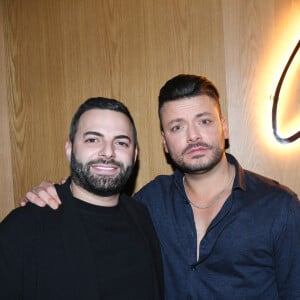 Exclusif - Claude Charbit (propriétaire du Chichi Paris), Kev Adams - Soirée d'inauguration du bar restaurant "Chichi Paris" au 8 rue de Berry à Paris le 13 novembre 2024. © Rachid Bellak/Bestimage