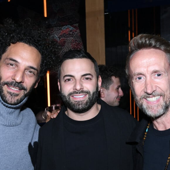 Exclusif - Tomer Sisley, Claude Charbit (propriétaire du Chichi Paris), Philippe Caverivière - Soirée d'inauguration du bar restaurant "Chichi Paris" au 8 rue de Berry à Paris le 13 novembre 2024. © Rachid Bellak/Bestimage