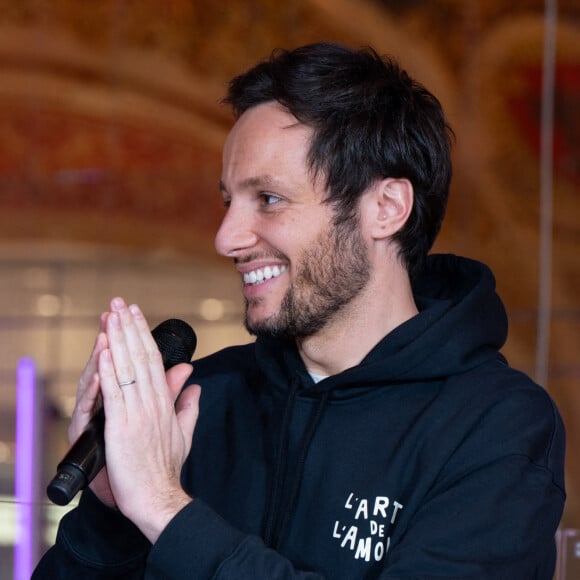 Le chanteur Vianney assiste à l'inauguration des décorations de Noël " Le 130e Noel des Galeries Lafayette ", le 14 novembre 2024 à Paris, France.
Photo par Mireille Ampilhac/ABACAPRESS.COM