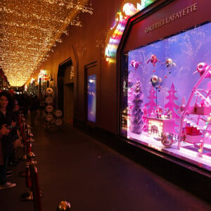 Illustration lors de l'inauguration du 130ème Noël aux Galeries Lafayette, et des illuminations des vitrines, à Paris. Le 14 novembre 2024 © Marc Ausset-Lacroix / Bestimage