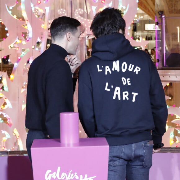 Kevin Germanier, Vianney lors de l'inauguration du 130ème Noël aux Galeries Lafayette, et des illuminations des vitrines, à Paris. Le 14 novembre 2024 © Marc Ausset-Lacroix / Bestimage