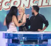 Puisque les deux anciennes meilleures ennemies s'étaient brouillées il y a quelques années 
Exclusif - Sylvie Ortega, Loana Petrucciani, Cyril Hanouna - TPMP (Touche Pas à Mon Poste) présenté par Cyril Hanouna, qui tente de réconcilier Sylvie Ortega, Loana Petrucciani et Eryl Prayer, diffusée en direct le 23 Septembre 2021 sur C8 - Paris le 23 Septembre 2021 © Jack Tribeca / Bestimage 