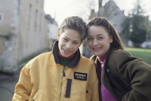 Décès - Geneviève Grad ("Le gendarme de Saint-Tropez") est décédée à l'âge de 80 ans - En France, dans sa maison de Vendôme, Geneviève Grad avec son fils Dimitri Bogdanoff en février 1990.