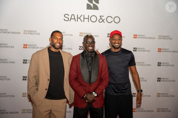 Ryan Babel, Mamadou Sakho et un ami - Soirée de lancement de l'entreprise Sakho & Co, le samedi 16 novembre à Dubaï.