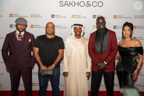 Mamadou Sakho, sa femme Majda et des amis - Soirée de lancement de l'entreprise Sakho & Co, le samedi 16 novembre à Dubaï.