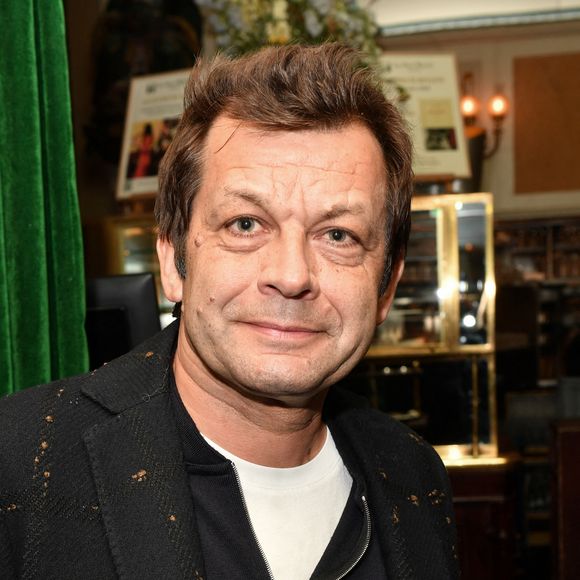 Exclusif - Laurent Mariotte - Laurent Baffie fête son succès littéraire "1 Million de livres vendus" aux Deux Magots à Paris le 8 mars 2023. © Veeren/Bestimage