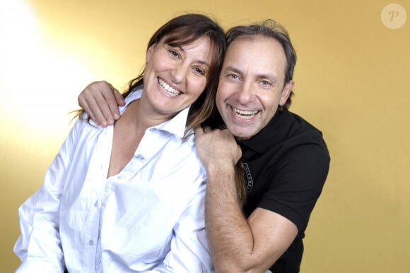 Exclusif - Portrait de Philippe Candeloro avec sa femme Olivia lors de l'enregistrement de l'émission "Chez Jordan de Luxe" à Paris. Le 6 novembre 2024 © Cédric Perrin / Bestimage