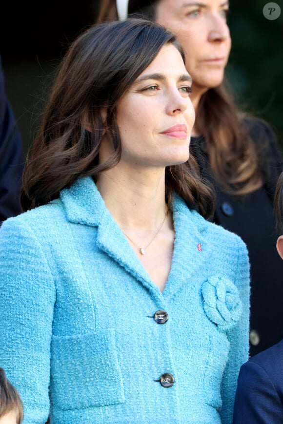 Charlotte Casiraghi dans la cour du palais princier le jour de la fête nationale de Monaco le 19 novembre 2024. © Jean-Charles Vinaj / Pool Monaco / Bestimage 