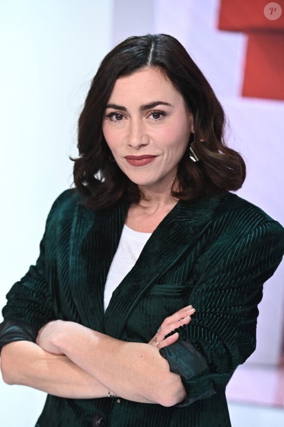 Exclusif - Olivia Ruiz - Enregistrement de l'émission "Vivement Dimanche" au Studio Gabriel à Paris, présentée par M.Drucker et diffusée le 3 mars sur France 3 © Guillaume Gaffiot / Bestimage 