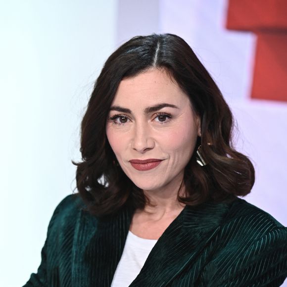 Exclusif - Olivia Ruiz - Enregistrement de l'émission "Vivement Dimanche" au Studio Gabriel à Paris, présentée par M.Drucker et diffusée le 3 mars sur France 3 © Guillaume Gaffiot / Bestimage 